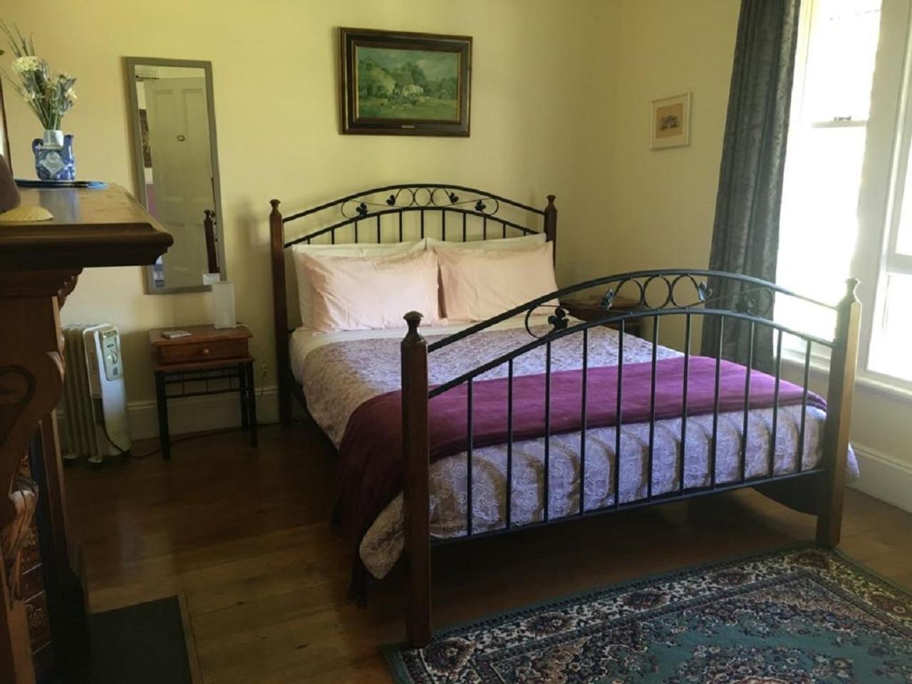 Halfmoon Cottage Akaroa Eksteriør billede